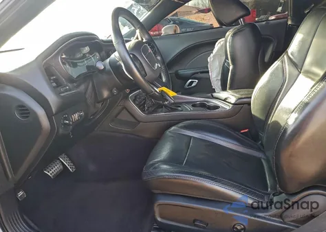 2018 Dodge Challenger Sxt z USA, uszkodzony, nr VIN 2C3CDZAG8JH280625